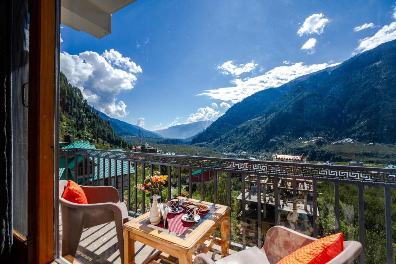Eden Oaks Hotel Manali  Ngoại thất bức ảnh